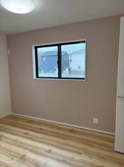 女のお子さんのお部屋にいかがでしょうか
