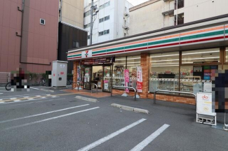 セブンイレブン 大阪難波中３丁目南店まで76m