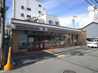 セブンイレブン大阪勝山北５丁目店まで160m