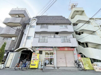 カーサビアンカ　１階路面店２６．４５㎡　長居駅約８分　前面ガラス張りの画像