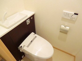 シンプルで使いやすいトイレです