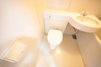 シンプルで使いやすいトイレです