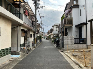 現地、前面道路