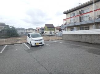 駐車場に車を止められます