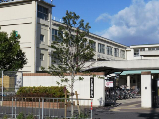 堺市立英彰小学校まで331m