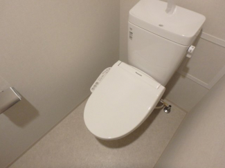 清潔感のあるトイレです