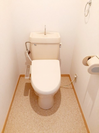 シンプルで使いやすいトイレです