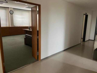 犬上郡豊郷町大字沢の店舗事務所の画像