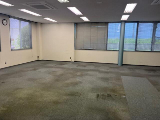 犬上郡豊郷町大字沢の店舗事務所の画像