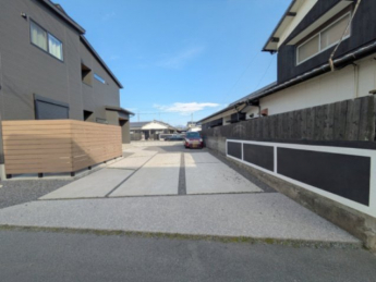 駐車は4台可能です