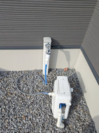 屋外水栓があるので便利です。