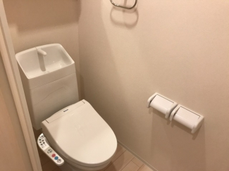 シンプルで使いやすいトイレです