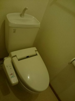 シンプルで使いやすいトイレです