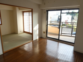 【居間・リビング】