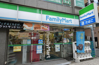 ファミリーマート 瓦屋町二丁目店まで87m