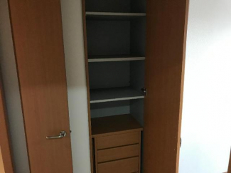 写真は同物件の別部屋です