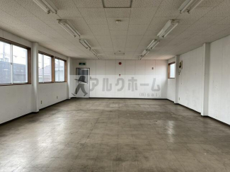 藤井寺市小山２丁目の倉庫の画像