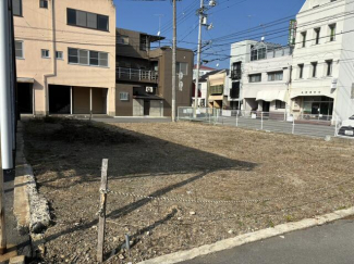 スーパー、コンビニ、公園、病院など。徒歩でも生活できる便利さ