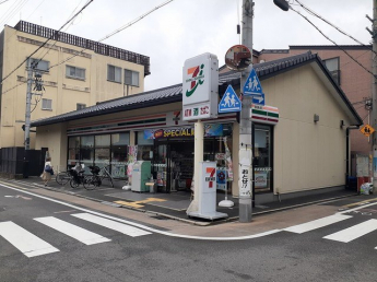 セブンイレブン夷川柳馬場店まで197m