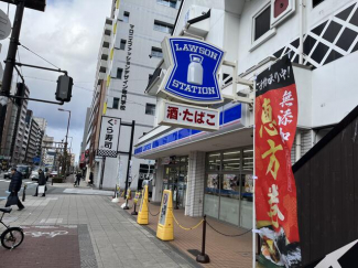 ローソン天神橋七丁目店まで135m