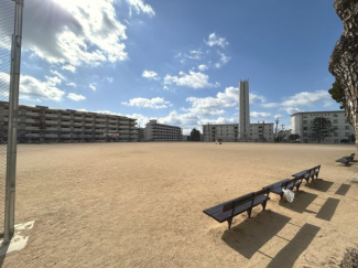 10.内山田公園(2)まで約350ｍ