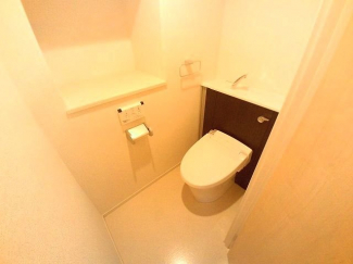 シンプルで使いやすいトイレです