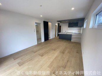【居間・リビング】
