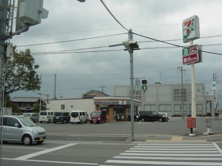 セブンイレブン稲美国岡店まで363ｍ