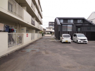 松山市小栗３丁目のマンションの画像