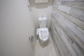 コンパクトで使いやすいトイレです