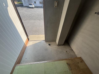 愛荘町市貸テナントの画像