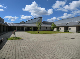 愛荘町立愛知川図書館まで965m