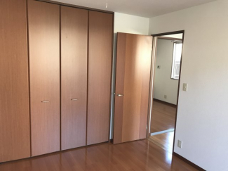 どちらの洋室も明るいお部屋ですよ。