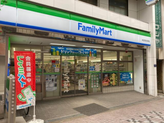 ファミリーマート桃谷商店街東店まで258m