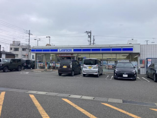 ローソン西条新町店まで412m