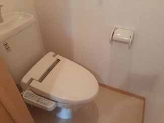 シンプルで使いやすいトイレです