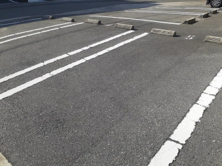 駐車場に車を止められます