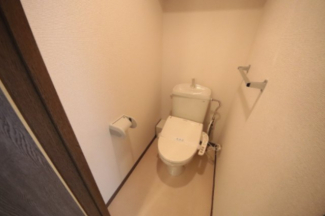 シンプルで使いやすいトイレです