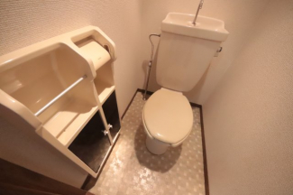 シンプルで使いやすいトイレです