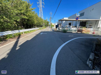 前面北側道路