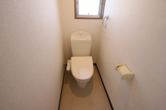 シンプルで使いやすいトイレです