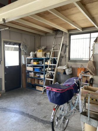 東辻井貸倉庫の画像