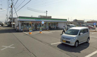 ファミリーマート松山はなみずき通り店まで827m
