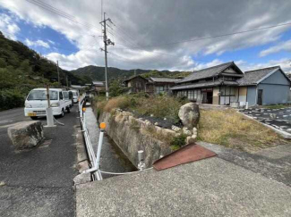 上浦町甘崎中古住宅の画像