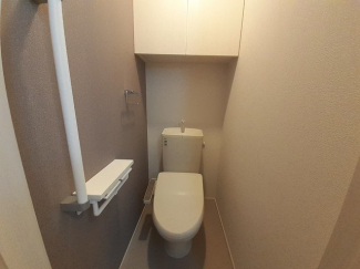 清潔感のあるトイレです