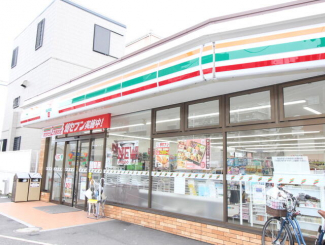 セブンイレブン堺大浜中町３丁店まで249m