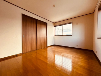 【寝室】