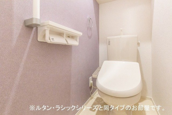 シンプルで使いやすいトイレです