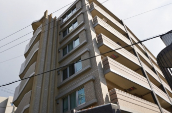 鉄筋コンクリート造5階建て