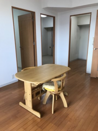 【居間・リビング】